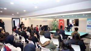 Mehmet Akif Talas'ta anlatıldı