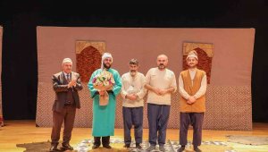 Talas'ta Hafta Sonu Tiyatro Keyfi