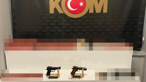 Yılbaşı öncesi sahte alkol operasyonu: Onlarca şişe sahte alkol ele geçirildi