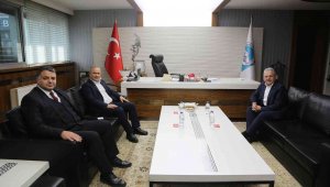 Başkan Büyükkılıç'tan 'Akkışla' istişaresi