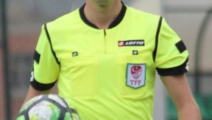 Burak Altınel hakemliği bıraktı