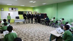 Develi protokolünden Numan Cebeci Ortaokulu öğrencilerine motivasyon ziyareti