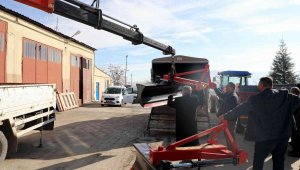 Develi'de Karla Mücadelede Kırsal Mahallelere Ekipman Desteği