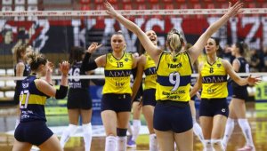 Kadınlar 1. Lig: Adam Voleybol: 3 - Kayseri Atletikspor: 0