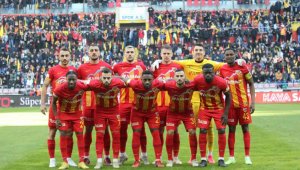 Kayserispor Başkanı Çamlı'ya 3 ay ceza