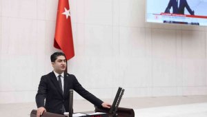 MHP'li Özdemir: "Suriye'nin geleceğine okyanus ötesinden gelenler değil, bölgenin sahipleri karar verir"