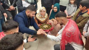 Tomarzalı gençler kına yakılarak askere gönderildi