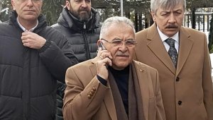 Başkan Büyükkılıç, deprem bölgesine yola çıktı