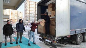 Başkan Yalçın'ın Girişimleriyle Avrupa'dan 5 Tır Yardım Malzemesi Geldi