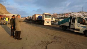 Melikgazi, Hatay'a mobil WC, duş, konaklama konteynerları ve su arazözü yolladı