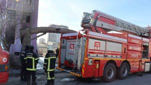 Sobayı benzinle tutuşturunca evi yaktılar: 2 yaralı
