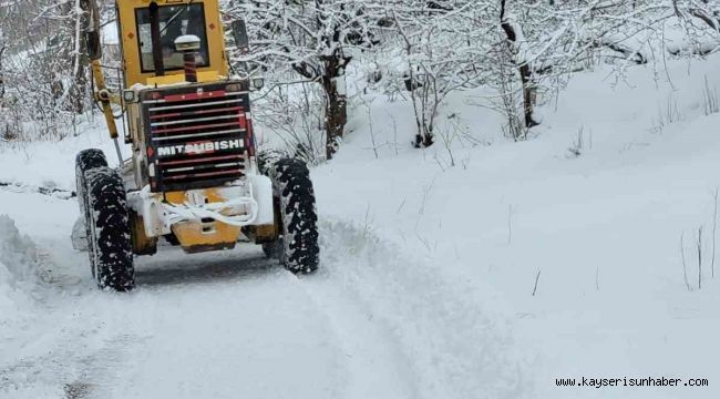 Yollar temizlendi, çocuklar karın keyfini çıkardı