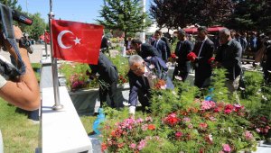 Başkan Büyükkılıç: "Çanakkale, bir vatan kalbinin attığı yerdir"