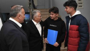 Başkan Büyükkılıç'tan Develi zirvesi