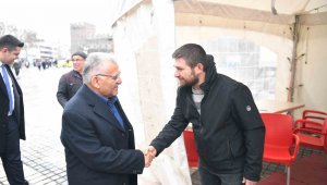 Başkan Büyükkılıç'tan Kızılay Ok Burcuna ziyaret