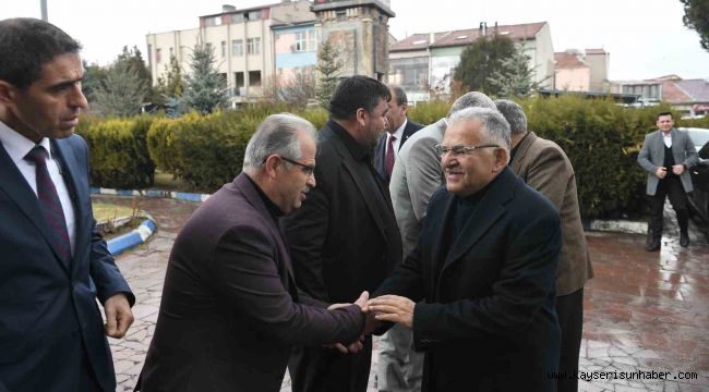 Başkan Büyükkılıç'tan Tomarza'da 'Yatırım Değerlendirme Toplantısı'