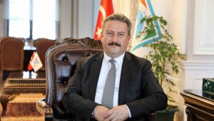 Başkan Palancıoğlu: "Şehitlerin emanetine sahip çıkarak, ülkemizi hak ettiği yarınlara taşıyacağız"
