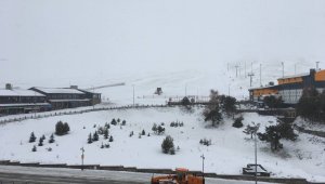 Erciyes'te kar yağışı