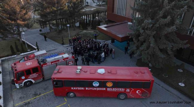 Hurda otobüsten doğal afet konaklama aracına