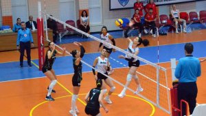 Kadınlar 1. Lig B Grubu: Kayseri Atletikspor: 3 - Günseven Şalgam Ereğli Bld.: 0