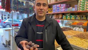 Kayseri'de Ramazan'da hurma satışları arttı