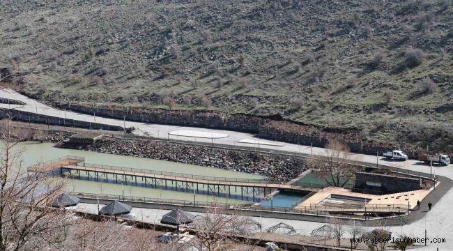 Zincidere Göleti su kanallarında 10 yılın temizliği yapılıyor