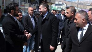 Baki Ersoy Sarız'da vatandaşlarla buluştu