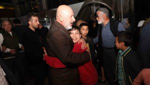 Başkan Çolakbayrakdar, ramazanın bereketini vatandaşlarla paylaşıyor