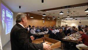 Başkan Palancıoğlu: "Melikgazi personelimiz deprem bölgesinde birçok kalbe dokundu"