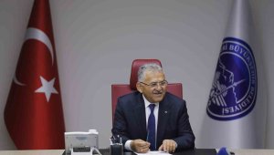 Büyükkılıç: "Geleceğimizin Teminatı, Göz Bebeğimiz Çocuklarımızın Bayramı Kutlu Olsun"