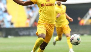 Mame Baba Thiam hat-trick yaptı