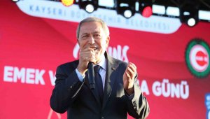 Bakan Akar: "Hiçbir işçinin hakkını yedirmedik yedirmeyeceğiz"