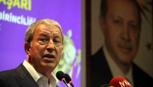 Bakan Akar'dan 'özerklik' tepkisi: "Bazı partiler teröristlere ne diyor? 'Teröristleri serbest bırakacağız, onlara hak vereceğiz', 'özerklik' diyorlar"