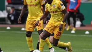 Kayserispor 1 puanla döndü