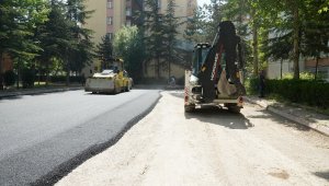 Melikgazi yolları yenileyerek ulaşımı daha konforlu hale getiriyor
