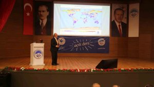 Melikgazi'de deprem seminerleri sürüyor