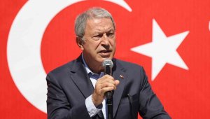 Milli Savunma Bakanı Akar: "Ortaya çakma terörle mücadeleciler çıktı"
