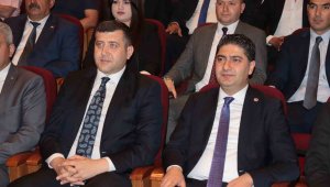 Özdemir ve Ersoy mazbatalarını aldı