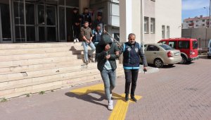 "Oyun konsolu satıyoruz" diyerek 260 bin TL dolandıran 3 kişi tutuklandı