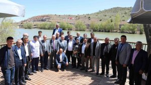 Talas'ın muhtarlarından 100. Yıl Mesire Alanı'na tam not