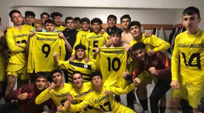 U-17 şampiyonu Kocasinan Şimşekspor