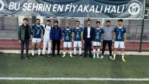 Arif Toker futbolculuk kariyerini noktaladı