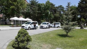 Büyükşehir'in mezarlık içi ücretsiz ulaşım hizmeti tam not aldı