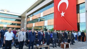 Kayseri OSB Teknik Koleji'nde mezuniyet sevinci