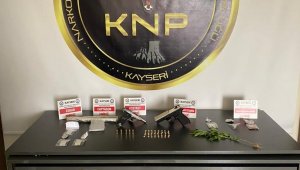 Kayseri'de uyuşturucu tacirlerine şafak operasyonu: 8 gözaltı