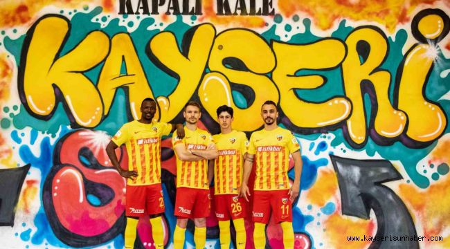 Kayserispor'un yeni forması görücüye çıktı