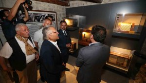 Başkan Büyükkılıç'tan hem vefa örneği hem de Kayseri basınına yeni müze