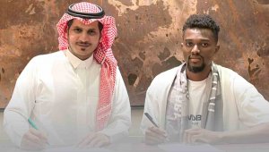 Bernard Mensah yeni takımı Al-Tai oldu