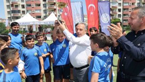 Kupayı Başkan Yalçın verdi