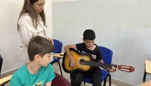 Müziğin notaları Hacılar'dan yükseliyor